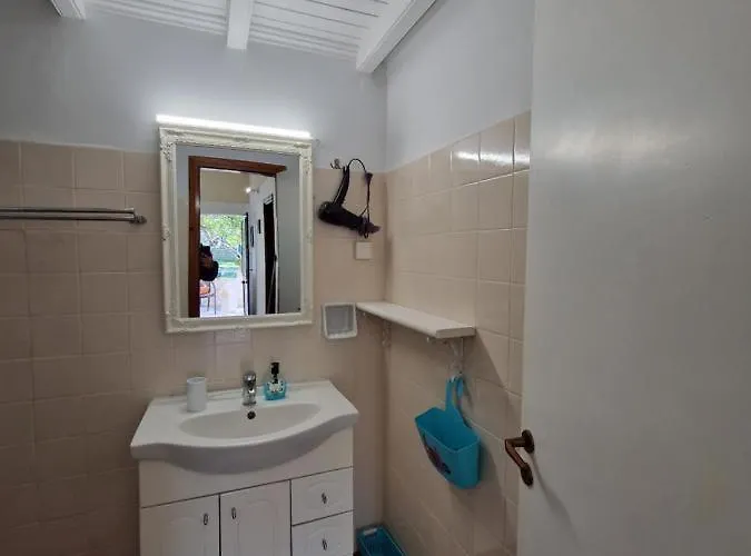 Apartamento Eleni's *